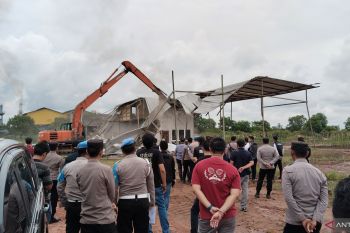 PN Kayuagung eksekusi bangunan di atas lahan  dua hektare