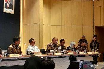 Prabowo orders tighter food safety in free meal program