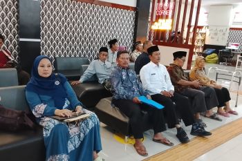 Ratusan CJH Ponorogo mulai mengurus paspor