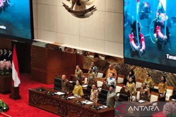 Parliament ratifies extradition treaty with Russia