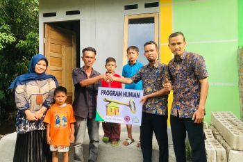 Dari Gubuk Reot ke Rumah Layak: Harapan Baru untuk Mulyadi dan Keluarga dari UPZ BAZNAS Semen Padang