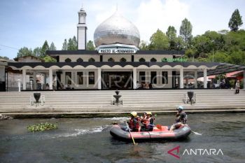 Indonesian govt aims to strengthen mosques as hubs for empowerment