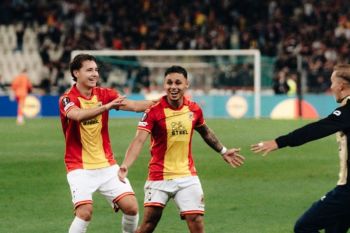Penampilan Gemilang Dean James Antar Go Ahead Eagles Bungkam Panathinaikos