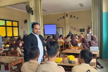Pelindo kenalkan dunia kepelabuhanan kepada murid SMPN 41 Bandarlampung