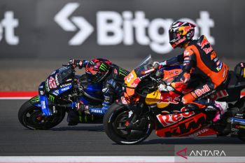 Bastianini kenalkan helm spesial bermotif batik