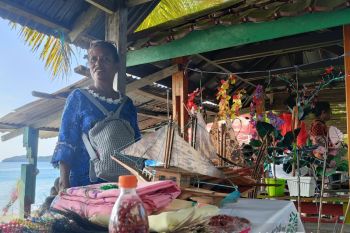 Pemkab Jayapura bina kesenian daerah melalui pentas budaya