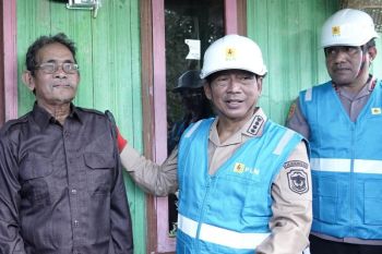 Bupati Heriyus apresiasi sinergi PLN-Pemkab sukseskan listrik desa