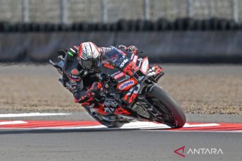 Bezzechi petik kemenangan di GP Portugal, Alex kedua