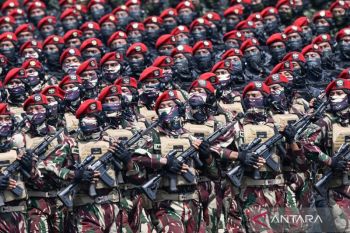 Prabowo reaffirms TNI's role as backbone of national defense