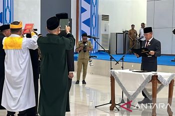 Gubernur Andi Sumangerukka lantik 270 pejabat lingkup Pemprov Sultra