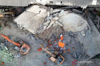 SAR operation ongoing at collapsed Sidoarjo boarding school