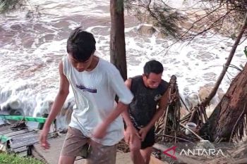 BPBD Kotim pantau potensi banjir rob di pesisir