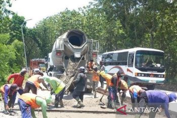 Progres proyek jalan provinsi di Blora capai 50 persen