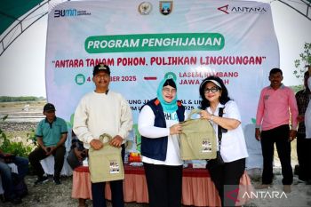 500 bibit ditanam, LKBN ANTARA dan Komisi VII DPR hijaukan Desa Wisata Rembang