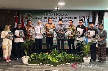 Minister calls for cooperatives universities, banks to boost economy