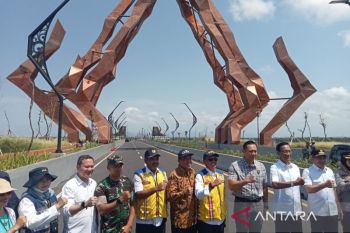 Yogyakarta's new coastal bridge seen as tourism magnet