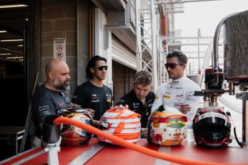 Sean Gelael Siap Tuntaskan Musim GTWCE 2025 di Barcelona