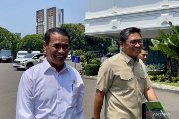 Prabowo gathers ministers to strengthen food security, coastal economy
