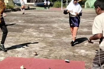 Budaya lokal lindungi anak dari jebakan dunia digital