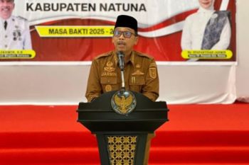Wabup ajak seluruh warga manfaatkan momen HUT Natuna untuk bersatu