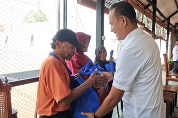 Lapas Semarang  salurkan bansos untuk keluarga 20 napi