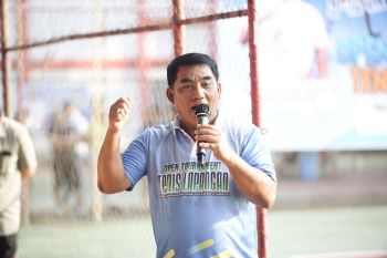 Buka Open Tournament Tenis Lapangan Gubernur Cup 2025: Begini komitmen Gubernur