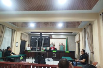 Hakim nyatakan praperadilan Anggota DPRD NTB Efan Limantika tak dapat diterima