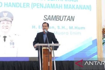 Muara Enim beri  pelatihan penjamah makanan bagi SPPG