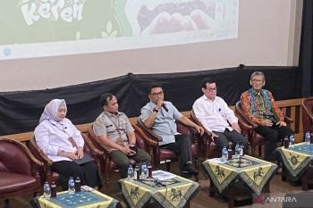 Indonesia, FAO continue synergy to boost farmer regeneration