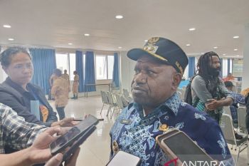 Pemkab harapkan 56 wisudawan Poltekkes Jayapura mengabdi di Kabupaten Jayawijaya