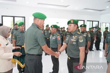 Korem 051/Wkt gelar sertijab dan kenaikan pangkat prajurit