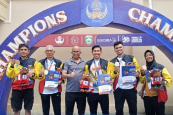 Tiga Medali Perunggu Disumbangkan Cabor Badminton Sumbar di PORNAS KORPRI 2025