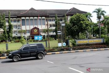 Mahasiswa Unram tuding ada permainan dalam pemilihan senat baru