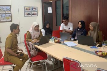 Disarpustaka Kapuas dampingi sekolah di Tamban Catur terapkan aplikasi Srikandi