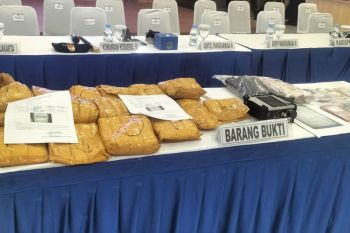 BNN praises navy for seizing 10 kg meth at Jakarta port