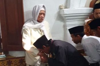Lirboyo dan cermin kearifan pesantren Nusantara