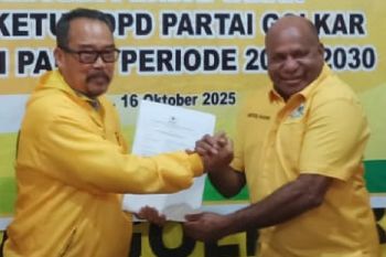 Gubernur Mathius Fakhiri calonkan diri menjadi Ketua DPD Golkar Papua