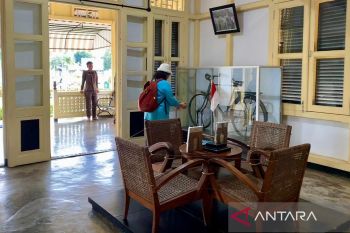 Rumah pengasingan Bung Karno, tempat sejarah dan cinta Sang Plokamator membara di Bumi Rafflesia
