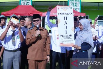 Pemkot Bukittinggi luncurkan Tabungan Haji Pelajar Madrasah