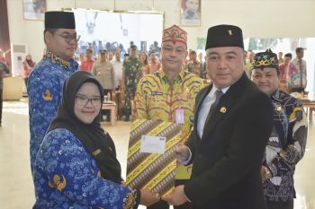Sebanyak 344 PPPK di Kapuas terima SK pengangkatan tahap II tahun 2024