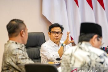 Govt to renovate all at-risk religious sites, not only schools