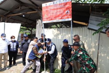 Satgas lanjutkan dekontaminasi dua pabrik terdampak radiasi di Cikande