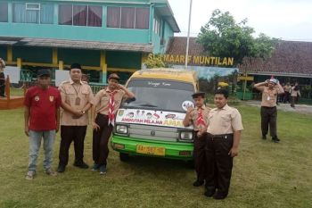Bank Jateng wujudkan senyum pelajar dengan seragam dan transportasi gratis