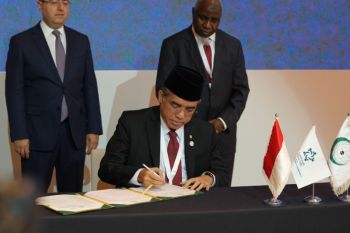 Indonesia strengthens Islamic labor ties with OIC pact