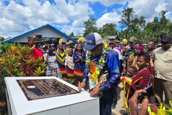Pemkab Jayapura mengajak warga memperkuat toleransi antar-sesama