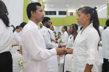 Pemkot minta warga manfaatkan nikah massal legalkan status pernikahan