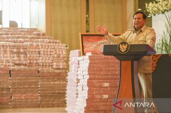 Prabowo hails $800 billion CPO corruption recovery as "positive sign"