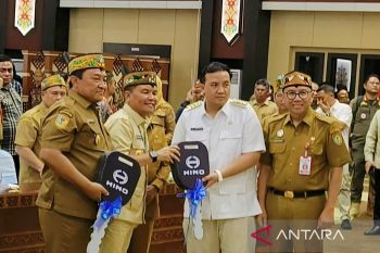 Pemprov bantu lengkapi sarpras pengelolaan sampah pemda Se-Kalteng