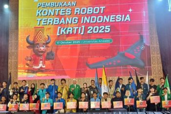 Kepala LLDIKTI Wilayah X mewakili Direktur Belmawa buka KRTI Tahun 2025