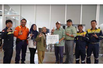 Tingkatkan literasi, PT Vale serahkan donasi buku untuk anak di Loeha Raya